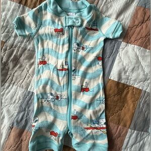 Hanna Andersson Snoopy 2-Way Zip Shortie Sleeper / 0-3 months / EUC / Peanuts 🐾